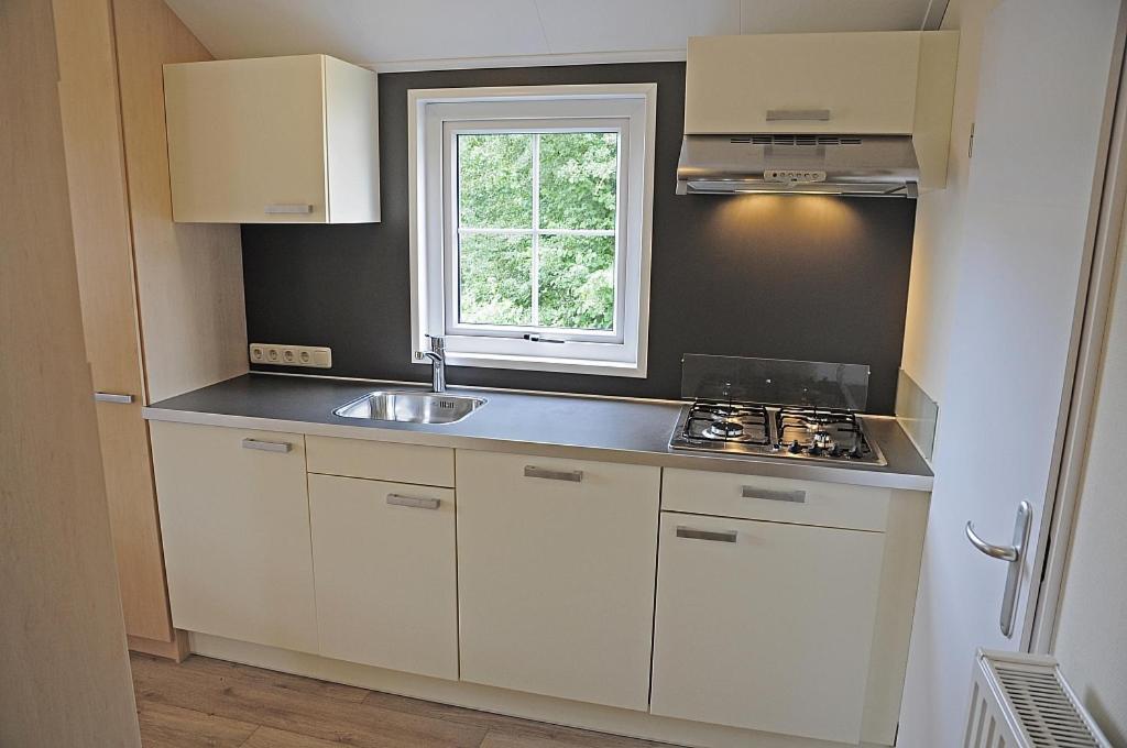 Lodge 6 Personen Camping De Molenhof Reutum Luaran gambar
